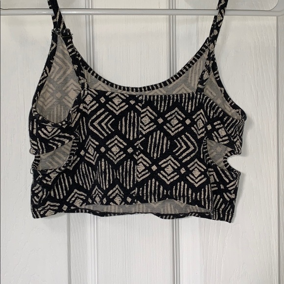 Forever 21 crop top - Picture 3 of 3